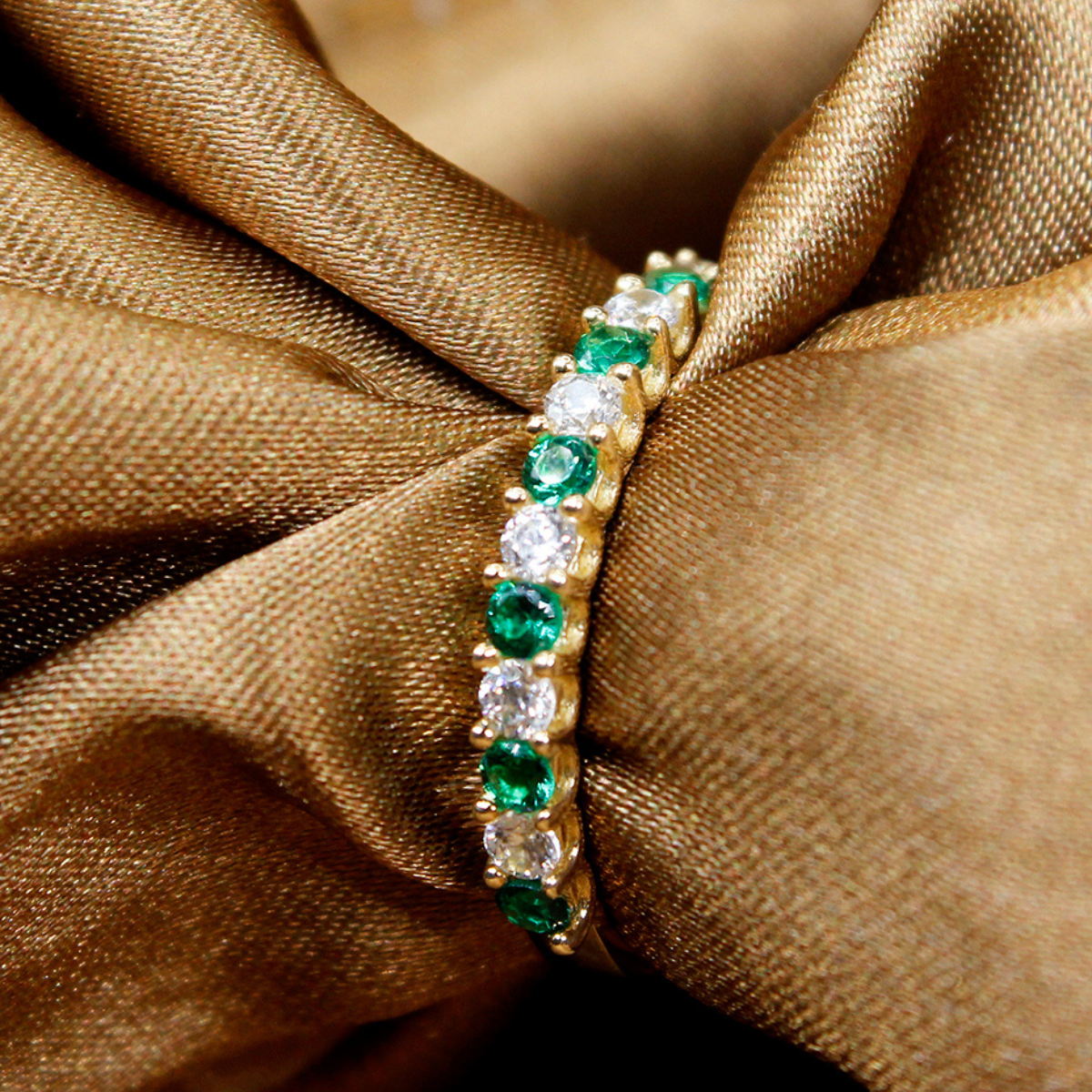 Churumbela oro 10k verde y blanca 2 mm